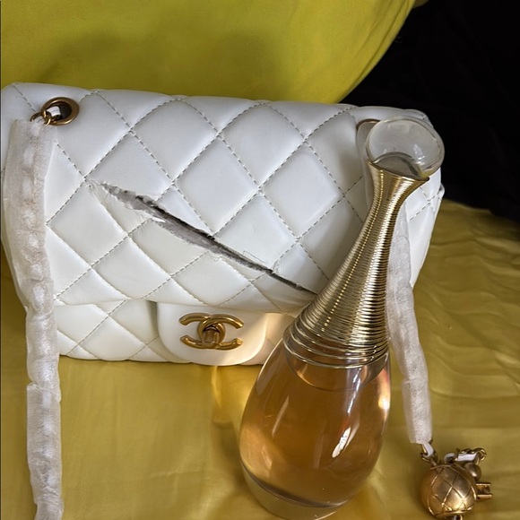 JADIOR  New Fragrance “ - Picture 3 of 3